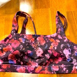 ⚡️NWT⚡️Athleta Sports Bra
